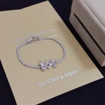 2026年2月1日入荷新品van cleef & arpelsブレスレットギフト/誕生日/記念品/アクセサリーxin工場