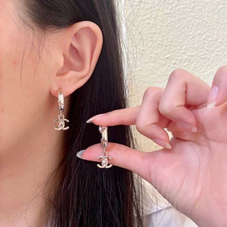 2026年2月2日入荷新品シャネルピアスギフト/誕生日/記念...