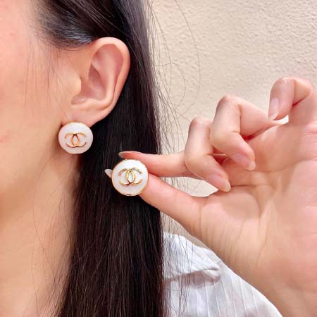 2026年2月2日入荷新品シャネルピアスギフト/誕生日/記念...