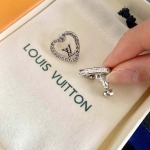 2026年2月3日入荷新品Louis Vuittonピアスギフト/誕生日/記念品/アクセサリーxin工場