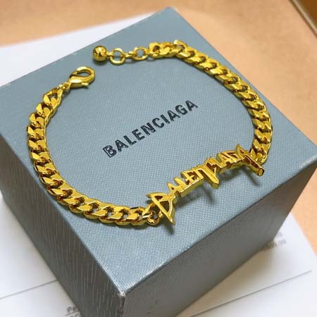 2026年2月3日入荷新品Balenciagaブレスレットギ...