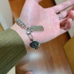 2026年2月3日入荷新品Balenciagaブレスレットギフト/誕生日/記念品/アクセサリーxin工場