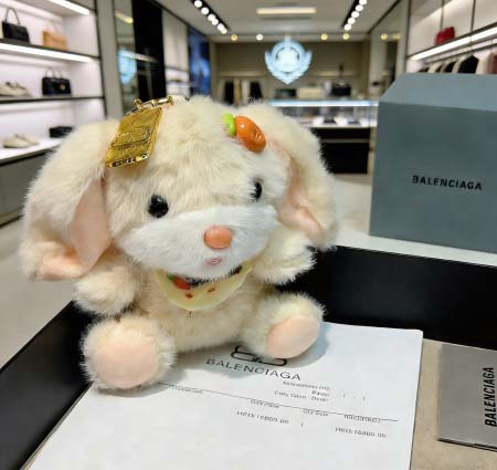 2026年2月3日入荷新品Balenciaga キーホルダー...