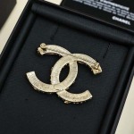 2026年2月3日入荷新品Chanelブローチギフト/誕生日/記念品/アクセサリーxin工場