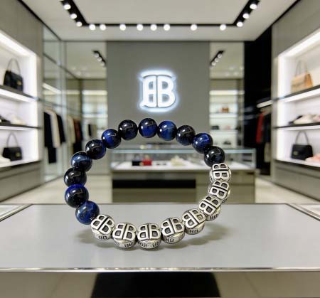 2026年2月3日入荷新品Balenciagaブレスレットギ...