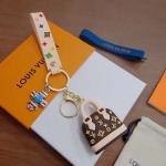 2026年2月3日入荷新品ルイヴィトン キーホルダー ギフト/誕生日/記念品/アクセサリーxin工場