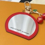 2026年2月3日入荷新品ルイヴィトン キーホルダー ギフト/誕生日/記念品/アクセサリーxin工場