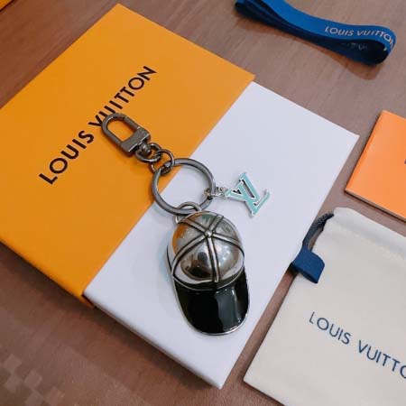 2026年2月3日入荷新品ルイヴィトン キーホルダー ギフト...