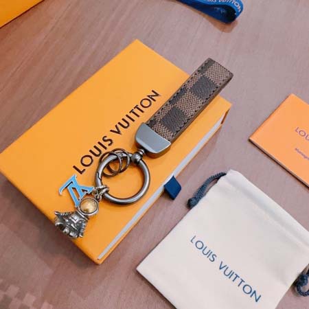 2026年2月3日入荷新品ルイヴィトン キーホルダー ギフト...