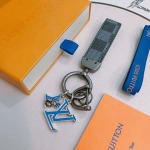 2026年2月3日入荷新品ルイヴィトン キーホルダー ギフト/誕生日/記念品/アクセサリーxin工場