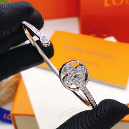 2026年2月3日入荷新品ルイヴィトン腕輪/ブレスレットギフ...