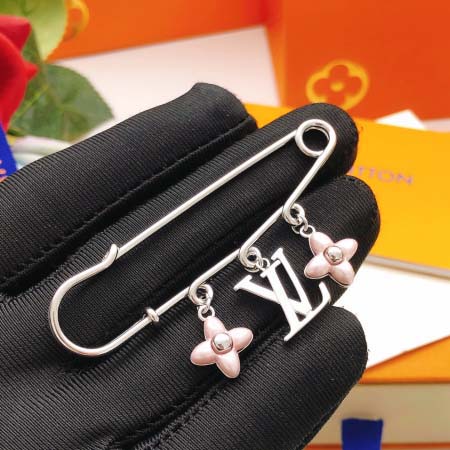 2026年2月3日入荷新品ルイヴィトンブローチギフト/誕生日...