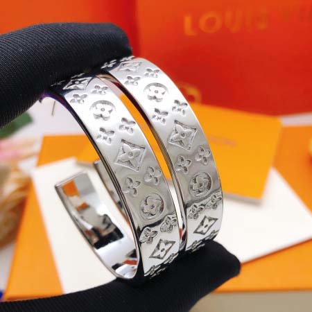 2026年2月3日入荷新品ルイヴィトンピアスギフト/誕生日/...