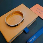 2026年2月3日入荷新品ルイヴィトンブレスレットギフト/誕生日/記念品/アクセサリーxin工場