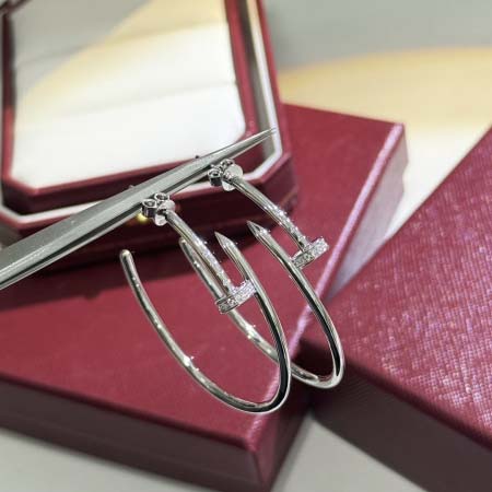 2026年2月3日入荷新品カルティエピアスギフト/誕生日/記...