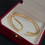 2026年2月3日入荷新品カルティエ腕輪/ブレスレットギフト/誕生日/記念品/アクセサリーxin工場