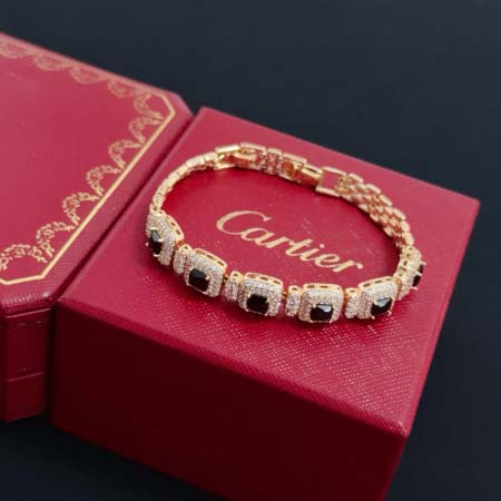 2026年2月3日入荷新品カルティエブレスレットギフト/誕生...