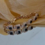 2026年2月3日入荷新品カルティエブレスレットギフト/誕生日/記念品/アクセサリーxin工場