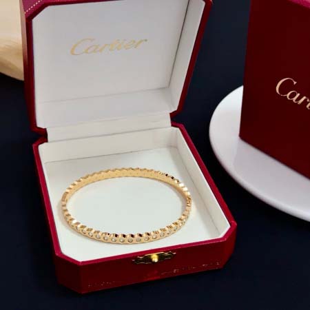 2026年2月4日入荷新品Cartier腕輪/ブレスレットギ...