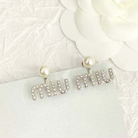 2026年2月5日入荷新品miumiuピアスギフト/誕生日/...