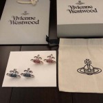 2026年2月5日入荷新品Vivienneピアスギフト/誕生日/記念品/アクセサリーxin工場