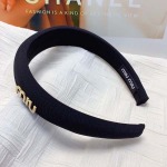 2026年2月5日入荷新品miumiuカチューシャギフト/誕生日/記念品/アクセサリーxin工場