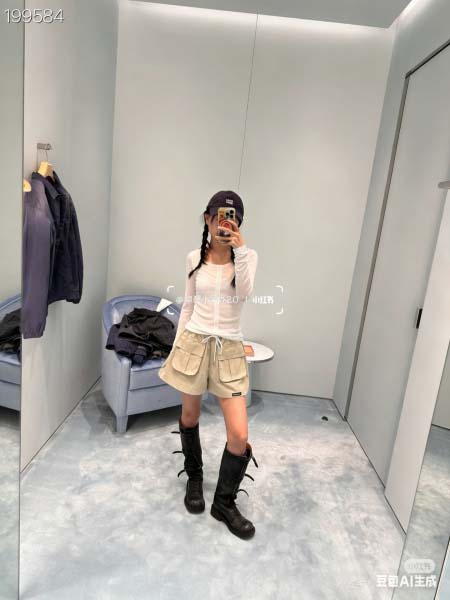 2026年4月9日入荷早春新作Miumiu女性用ファッション/誕生日プレゼント/贈り物 can工場