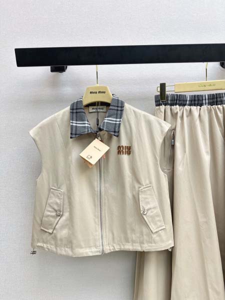 2026年4月9日入荷早春新作Miumiuセット女性用ファッション/誕生日プレゼント/贈り物 can工場