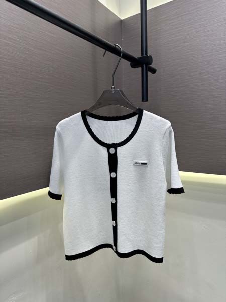 2026年4月9日入荷早春新作Miumiuセット女性用ファッション/誕生日プレゼント/贈り物 can工場