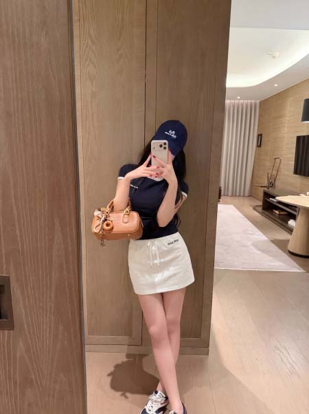 2026年4月9日入荷早春新作Miumiu セット女性用ファ...