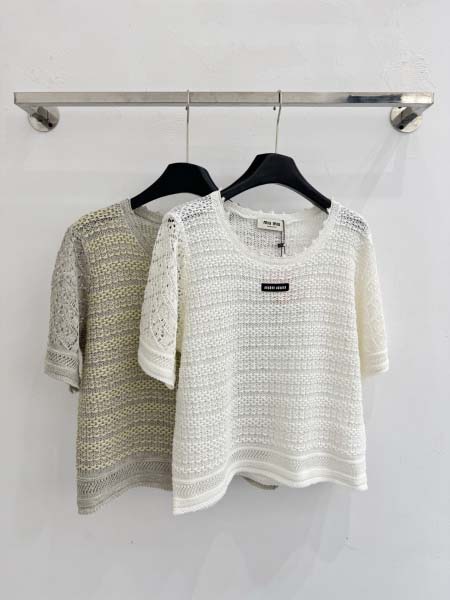 2026年4月9日入荷早春新作Miumiu女性用ファッション...