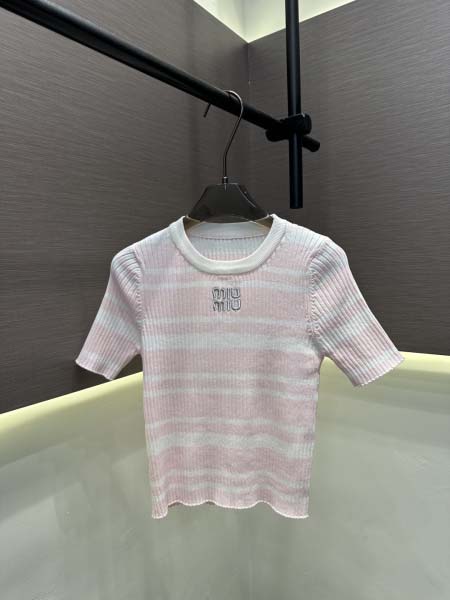 2026年4月9日入荷早春新作Miumiu女性用ファッション...