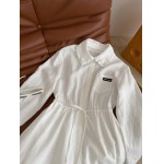 2026年4月9日入荷早春新作Miumiu女性用ファッション/誕生日プレゼント/贈り物 can工場