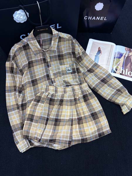 2026年4月9日入荷早春新作Miumiuセット 女性用ファ...