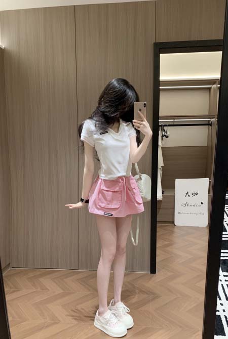 2026年4月9日入荷早春新作Miumiuセット女性用ファッ...