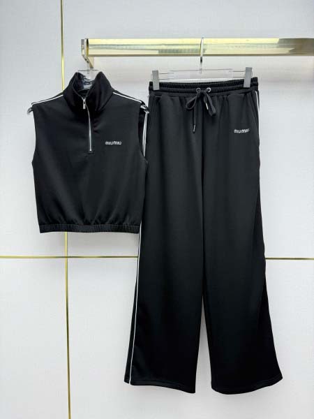 2026年4月9日入荷早春新作Miumiuセット女性用ファッ...