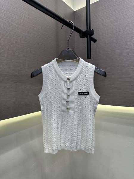 2026年4月9日入荷早春新作Miumiu女性用ファッション...