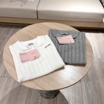 2026年4月9日入荷早春新作Miumiu女性用ファッション/誕生日プレゼント/贈り物 can工場