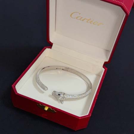 2026年2月3日入荷新品カルティエ腕輪/ブレスレットギフト/誕生日/記念品/アクセサリーxin工場