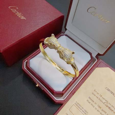 2026年2月3日入荷新品カルティエブレスレットギフト/誕生日/記念品/アクセサリーxin工場