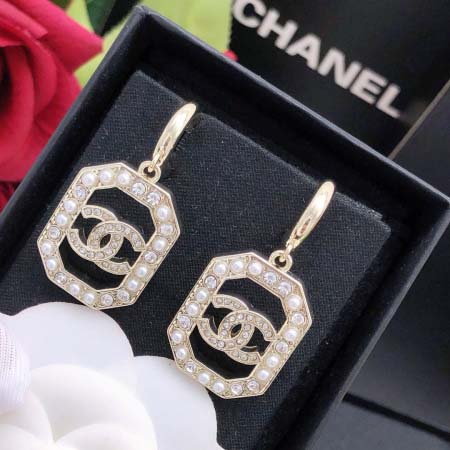 2026年2月4日入荷新品Chanelギフト/誕生日/記念品/アクセサリーxin工場