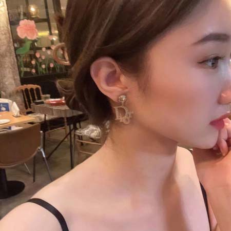 2026年2月5日入荷新品Diorピアスギフト/誕生日/記念品/アクセサリーxin工場