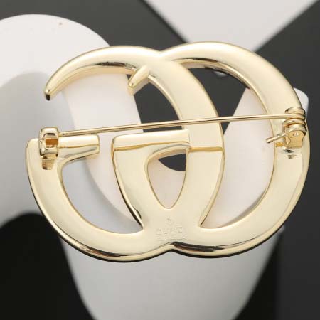 2026年2月5日入荷新品Gucci ブローチギフト/誕生日/記念品/アクセサリーxin工場