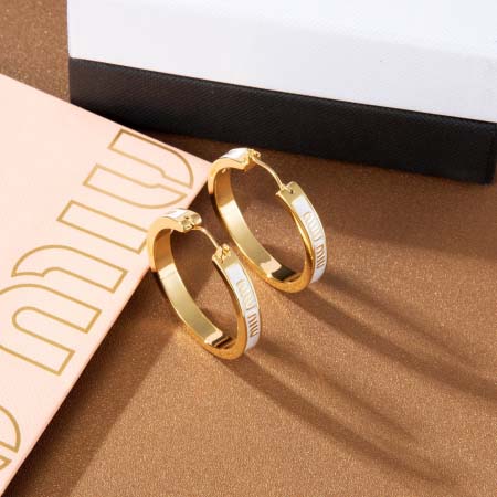 2026年2月5日入荷新品miumiuピアスギフト/誕生日/記念品/アクセサリーxin工場