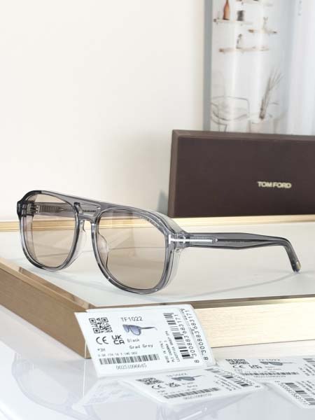 2026年2月11日新品Tom Ford原版復刻サングラスギフト/誕生日/記念品/アクセサリーXY工場
