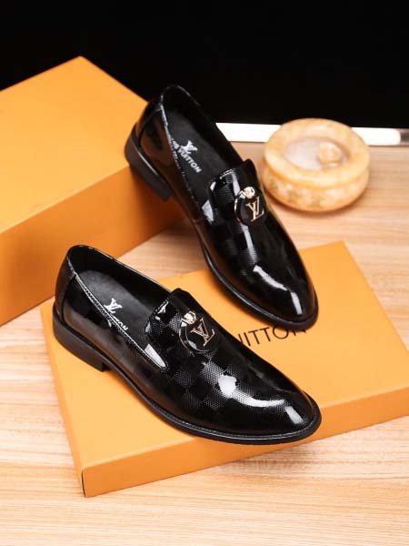 2026年2月21日入荷新作Louis Vuitton靴/スニーカー人気商品★/誕生日プレゼント/流行/高品質/JY工場