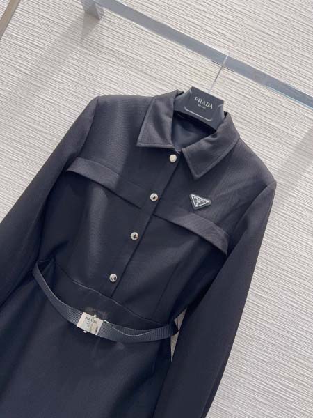 2026年2月26日入荷早春新作Pradaシャツファッション/誕生日プレゼント/贈り物 can工場