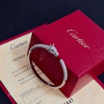 2026年2月3日入荷新品カルティエ腕輪/ブレスレットギフト/誕生日/記念品/アクセサリーxin工場