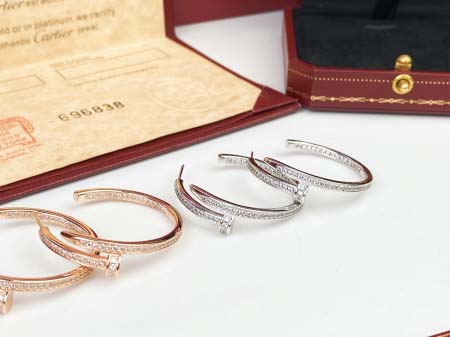 2026年2月3日入荷新品カルティエピアスギフト/誕生日/記...
