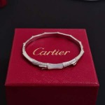 2026年2月3日入荷新品カルティエ腕輪/ブレスレットギフト/誕生日/記念品/アクセサリーxin工場